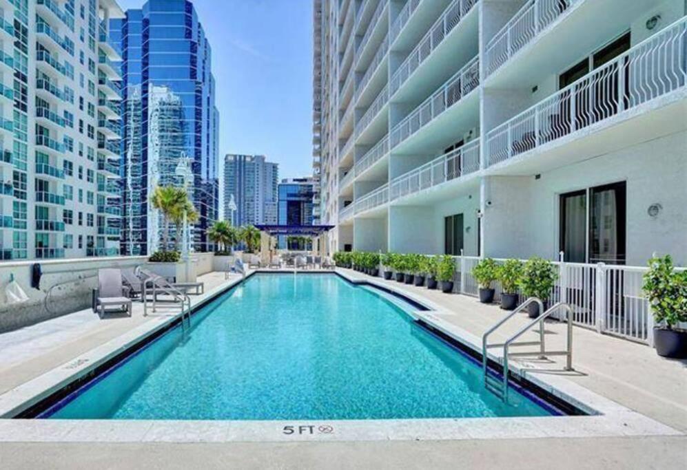 Апартаменты Ocean View 35Th Floor, In The Heart Of Майами Экстерьер фото
